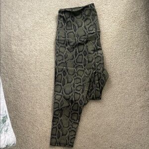Onzie Snake Print Leggings